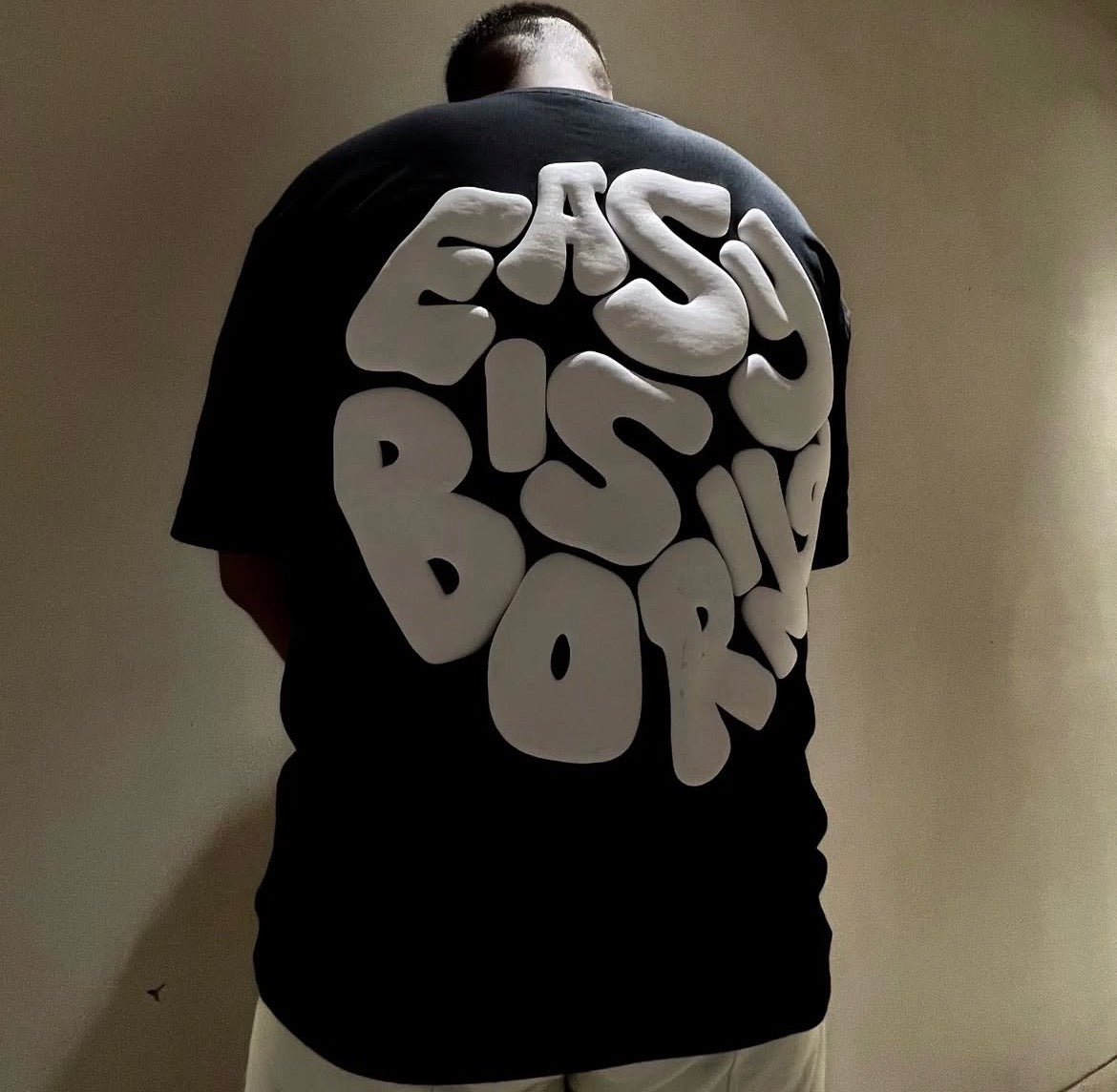 Easy is boring tee