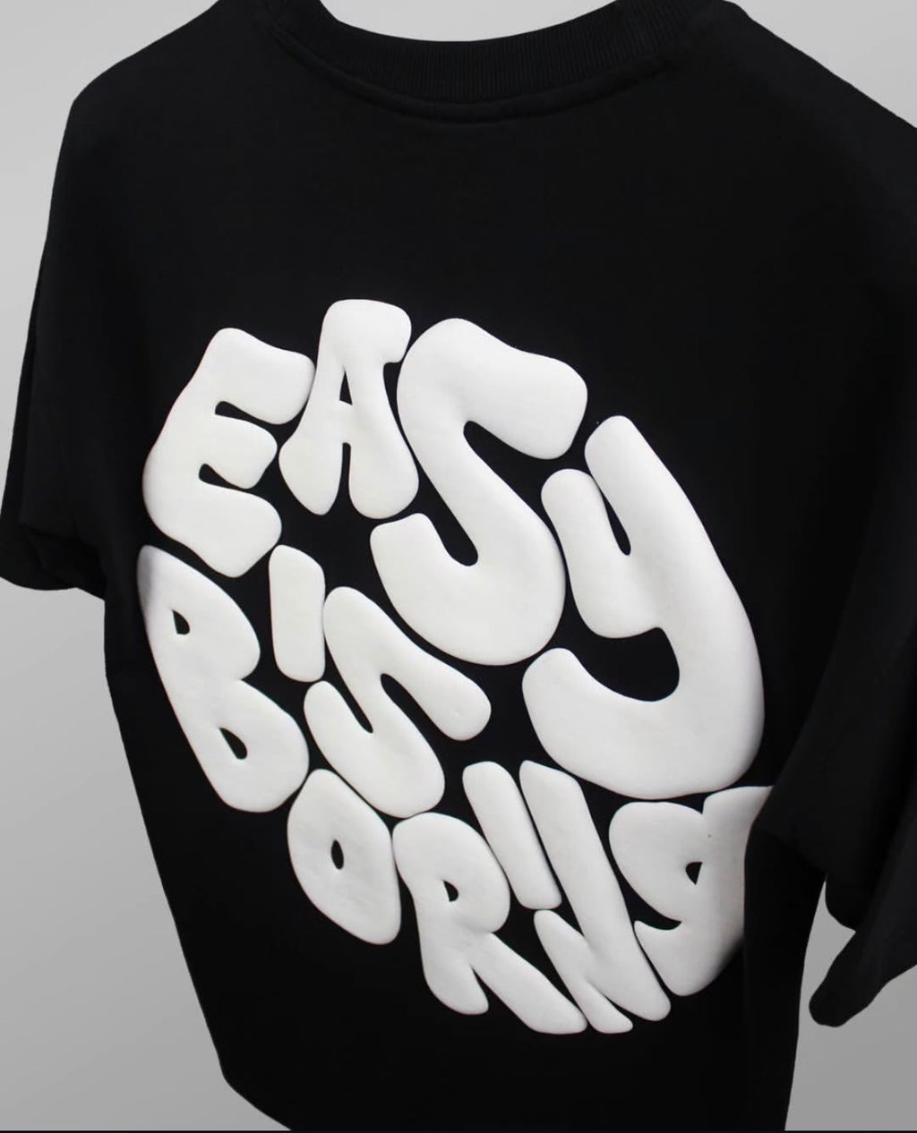 Easy is boring tee