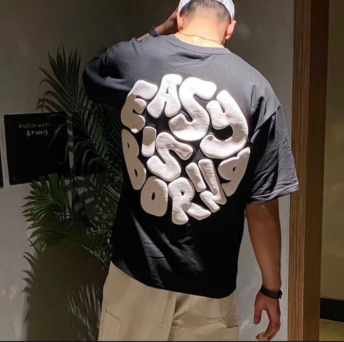 Easy is boring tee