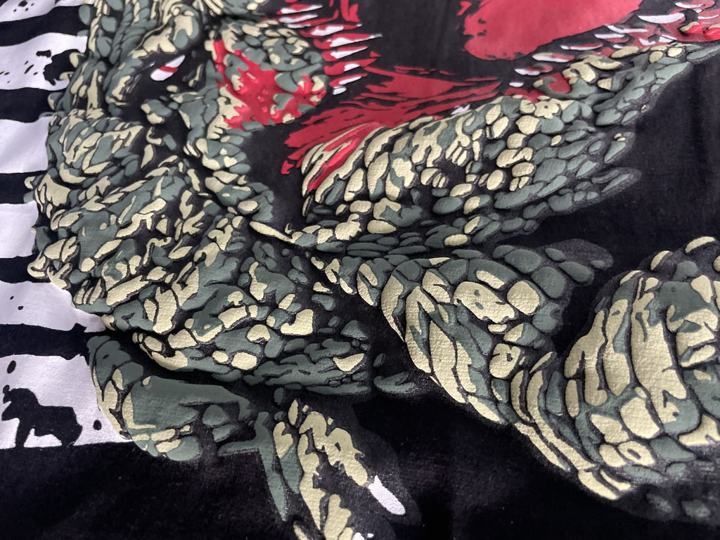 Elegator Tee